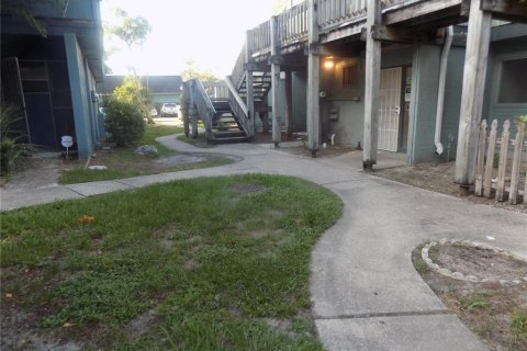 Condo in Gainesville, Florida, 2 bedrooms  № 2234627 - photo 27