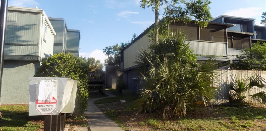 Condo in Gainesville, Florida, 2 bedrooms  № 2234627