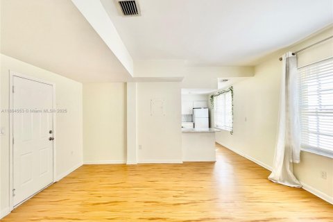 Condominio en venta en Miami Beach, Florida, 1 dormitorio, 50.17 m2 № 1700921 - foto 7