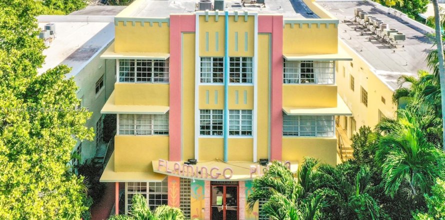 Condominio en Miami Beach, Florida, 1 dormitorio  № 1700921
