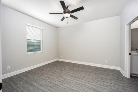 House in Lake Alfred, Florida 3 bedrooms, 143.07 sq.m. № 1616773 - photo 11