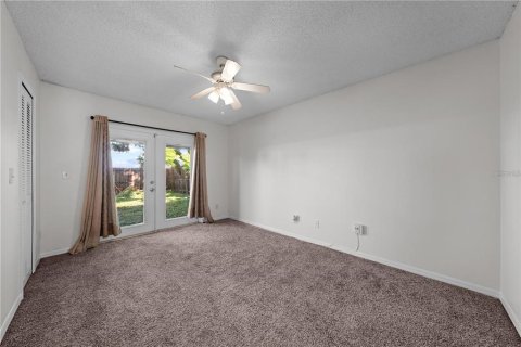 Villa ou maison à louer à Orlando, Floride: 3 chambres, 122.63 m2 № 2385611 - photo 26