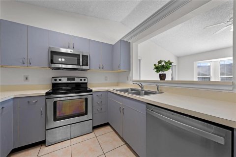 Villa ou maison à louer à Orlando, Floride: 3 chambres, 122.63 m2 № 2385611 - photo 20