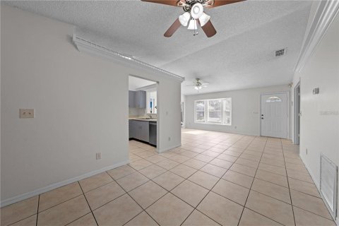 Villa ou maison à louer à Orlando, Floride: 3 chambres, 122.63 m2 № 2385611 - photo 15