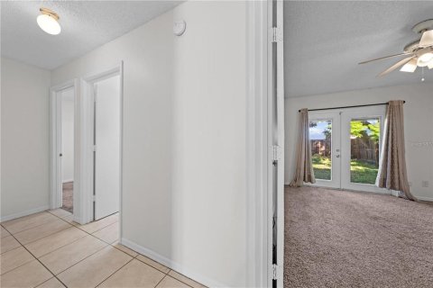 Villa ou maison à louer à Orlando, Floride: 3 chambres, 122.63 m2 № 2385611 - photo 24
