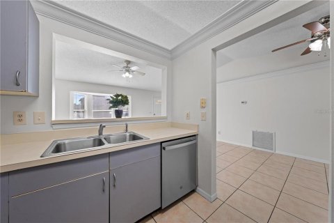 Villa ou maison à louer à Orlando, Floride: 3 chambres, 122.63 m2 № 2385611 - photo 21