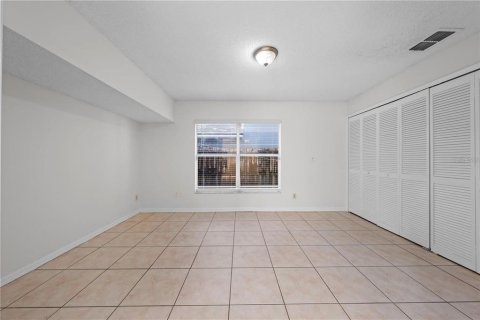 Villa ou maison à louer à Orlando, Floride: 3 chambres, 122.63 m2 № 2385611 - photo 13