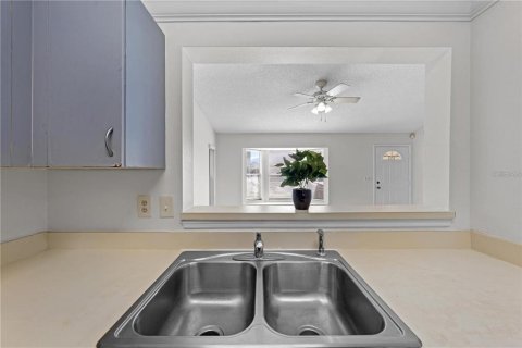 Villa ou maison à louer à Orlando, Floride: 3 chambres, 122.63 m2 № 2385611 - photo 22