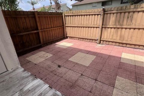 Condominio en venta en Brandon, Florida, 3 dormitorios, 109.16 m2 № 1774835 - foto 15