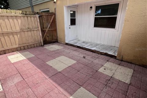 Condominio en venta en Brandon, Florida, 3 dormitorios, 109.16 m2 № 1774835 - foto 4