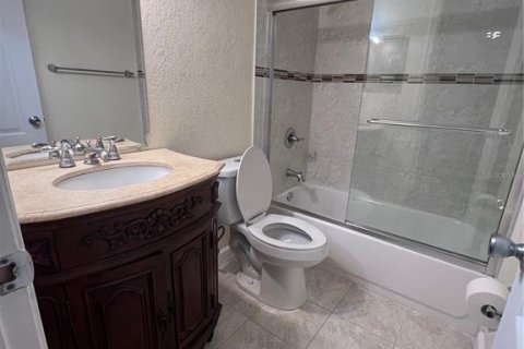 Condominio en venta en Brandon, Florida, 3 dormitorios, 109.16 m2 № 1774835 - foto 14