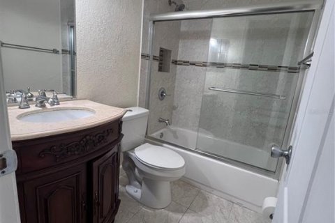 Condominio en venta en Brandon, Florida, 3 dormitorios, 109.16 m2 № 1774835 - foto 9