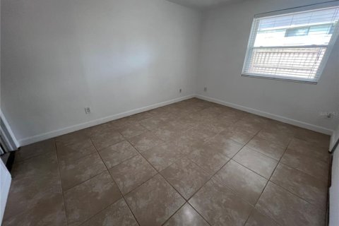 Condominio en venta en Brandon, Florida, 3 dormitorios, 109.16 m2 № 1774835 - foto 10
