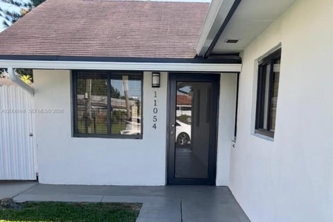 Villa ou maison à Sweetwater, Floride 3 chambres, 175.59 m2 № 2090979