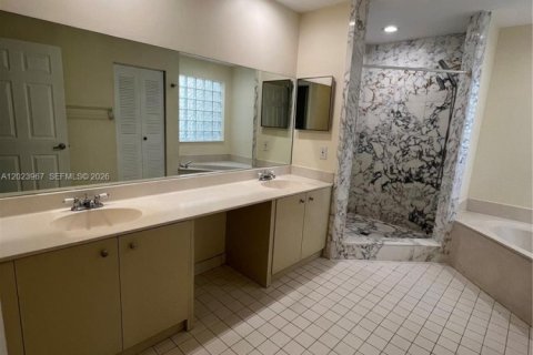 Townhouse in Weston, Florida 3 bedrooms, 152.73 sq.m. № 2086316 - photo 16
