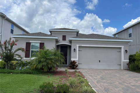 Villa ou maison à louer à Davenport, Floride: 3 chambres, 181.9 m2 № 1819582 - photo 1