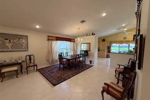 House in Boynton Beach, Florida 3 bedrooms, 155.33 sq.m. № 1882191 - photo 9