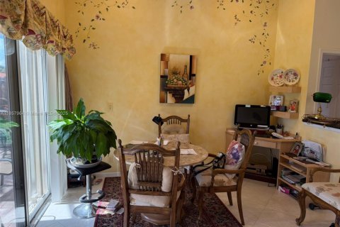 House in Boynton Beach, Florida 3 bedrooms, 155.33 sq.m. № 1882191 - photo 21