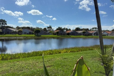 House in Boynton Beach, Florida 3 bedrooms, 155.33 sq.m. № 1882191 - photo 27
