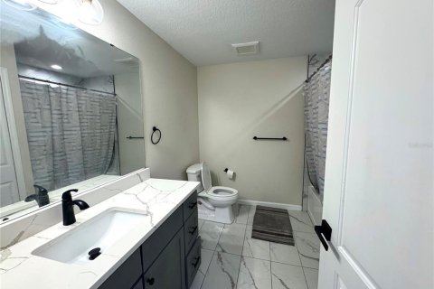 Casa en venta en Sarasota, Florida, 4 dormitorios, 159.98 m2 № 1550373 - foto 13