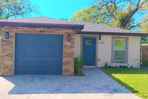 Casa en venta en Sarasota, Florida, 4 dormitorios, 159.98 m2 № 1550373 - foto 1
