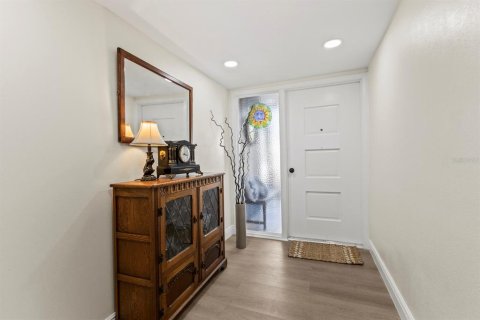 Condominio en venta en Holmes Beach, Florida, 1 dormitorio, 83.24 m2 № 1878269 - foto 11