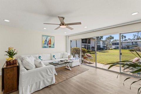 Condominio en venta en Holmes Beach, Florida, 1 dormitorio, 83.24 m2 № 1878269 - foto 27