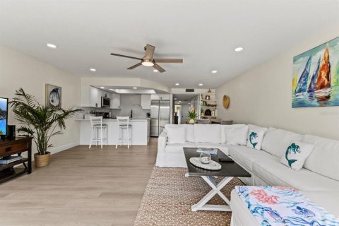 Condominio en venta en Holmes Beach, Florida, 1 dormitorio, 83.24 m2 № 1878269 - foto 25