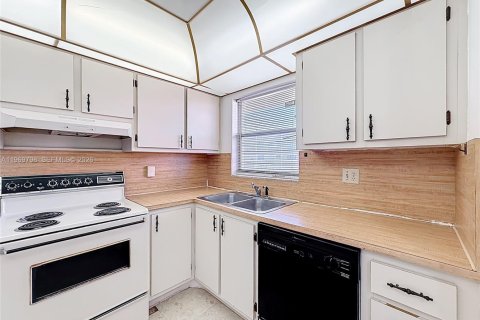 Condominio en alquiler en Margate, Florida, 1 dormitorio, 66.89 m2 № 2030672 - foto 15