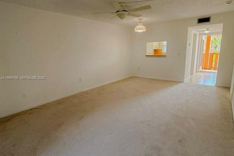 Condominio en alquiler en Margate, Florida, 1 dormitorio, 66.89 m2 № 2030672 - foto 26