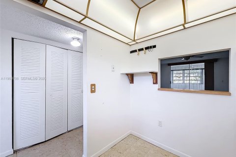 Condominio en alquiler en Margate, Florida, 1 dormitorio, 66.89 m2 № 2030672 - foto 18