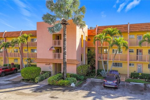 Condominio en alquiler en Margate, Florida, 1 dormitorio, 66.89 m2 № 2030672 - foto 6