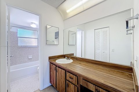 Condominio en alquiler en Margate, Florida, 1 dormitorio, 66.89 m2 № 2030672 - foto 20