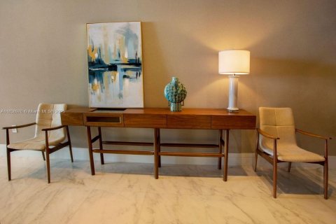 Condo in Sunny Isles Beach, Florida, 3 bedrooms  № 1937058 - photo 17