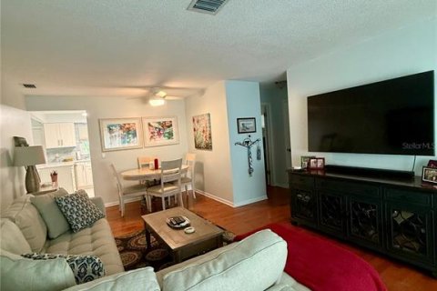 Купить кондоминиум в Пинеллас-Парк, Флорида 7 комнат, 83.8м2, № 1909436 - фото 9