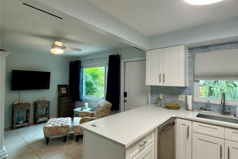 Купить кондоминиум в Пинеллас-Парк, Флорида 7 комнат, 83.8м2, № 1909436 - фото 6