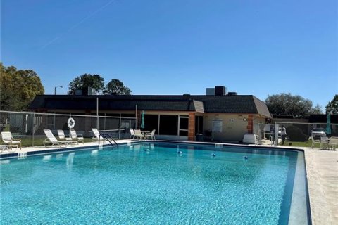 Купить кондоминиум в Пинеллас-Парк, Флорида 7 комнат, 83.8м2, № 1909436 - фото 20