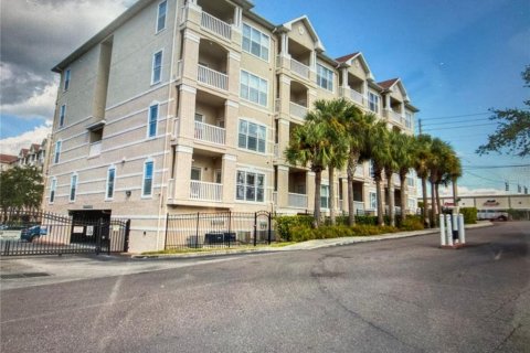 Condo à Clearwater, Floride, 2 chambres  № 2099094