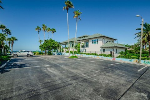 Casa en alquiler en Redington Beach, Florida, 3 dormitorios, 164.62 m2 № 1906739 - foto 23