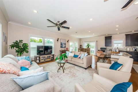 Casa en alquiler en Redington Beach, Florida, 3 dormitorios, 164.62 m2 № 1906739 - foto 3