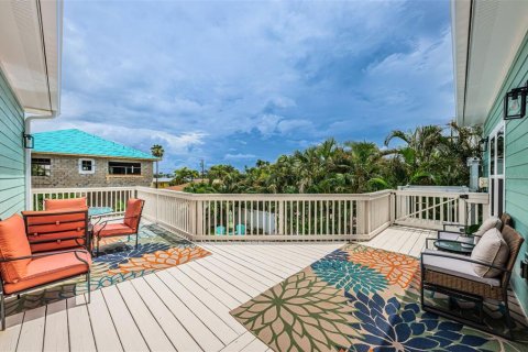 Casa en alquiler en Redington Beach, Florida, 3 dormitorios, 164.62 m2 № 1906739 - foto 11