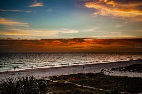 Casa en alquiler en Redington Beach, Florida, 3 dormitorios, 164.62 m2 № 1906739 - foto 25
