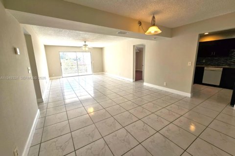 Снять в аренду кондоминиум в Бока-Ратон, Флорида 3 спальни, 119.47м2, № 2005141 - фото 5