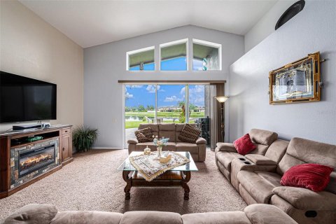 Купить виллу или дом в Тампа, Флорида 9 комнат, 243.96м2, № 2226258 - фото 24