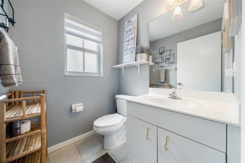 Adosado en venta en Pembroke Pines, Florida, 3 dormitorios, 142.05 m2 № 2034733 - foto 14