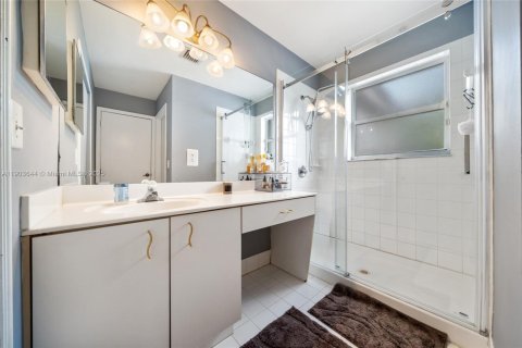 Adosado en venta en Pembroke Pines, Florida, 3 dormitorios, 142.05 m2 № 2034733 - foto 22