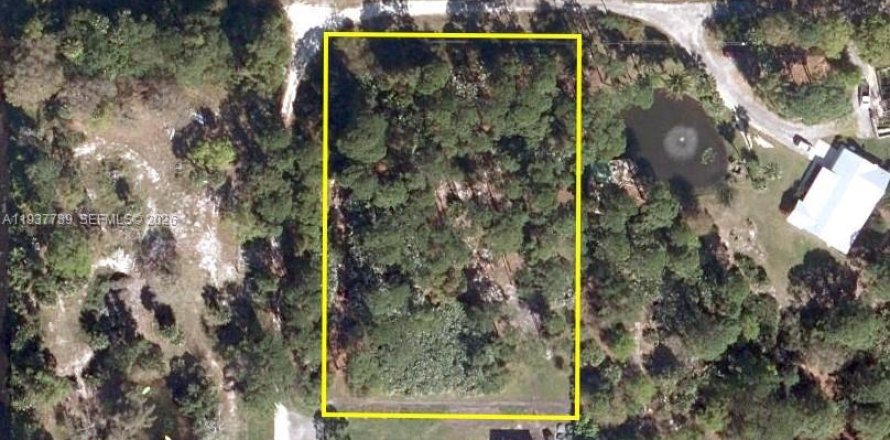 Land in St. Lucie, Florida № 1996371