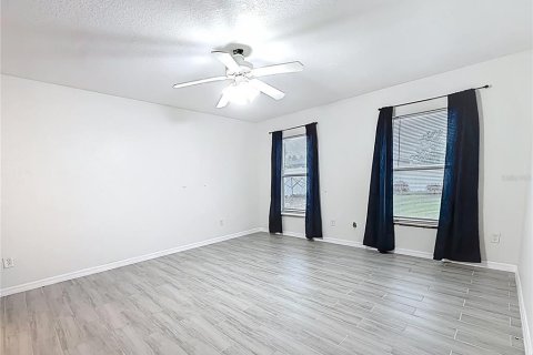 Villa ou maison à vendre à Ocala, Floride: 3 chambres, 148.27 m2 № 2148247 - photo 11