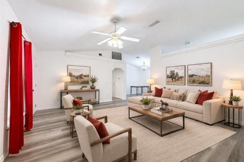 Villa ou maison à vendre à Ocala, Floride: 3 chambres, 148.27 m2 № 2148247 - photo 2