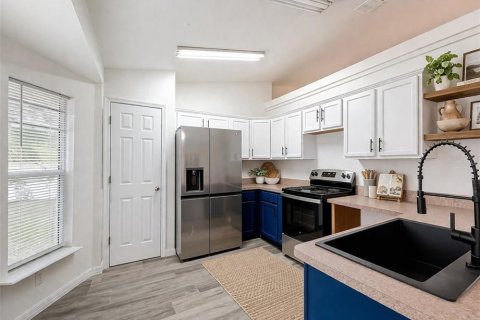 Villa ou maison à vendre à Ocala, Floride: 3 chambres, 148.27 m2 № 2148247 - photo 7